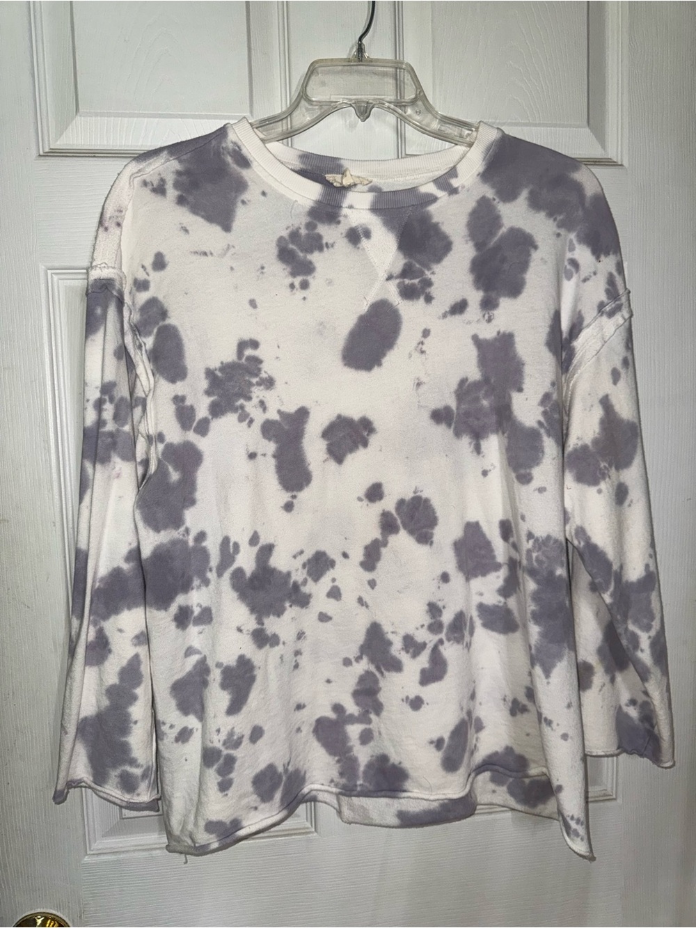 easel White & Lavender Tie-Dye Long Sleeve Sweatshirt - Picture 4 of 4